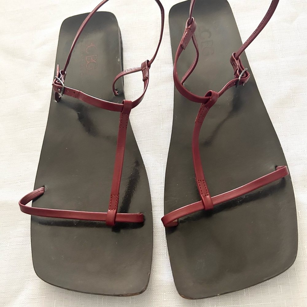 BCBG MaxAzria Gladiator Square Toe Strappy Sandals size 8.5 Red